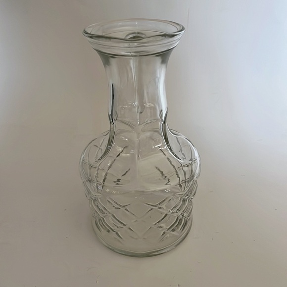 Glass Carafe Pitcher - Picture 4 of 11
